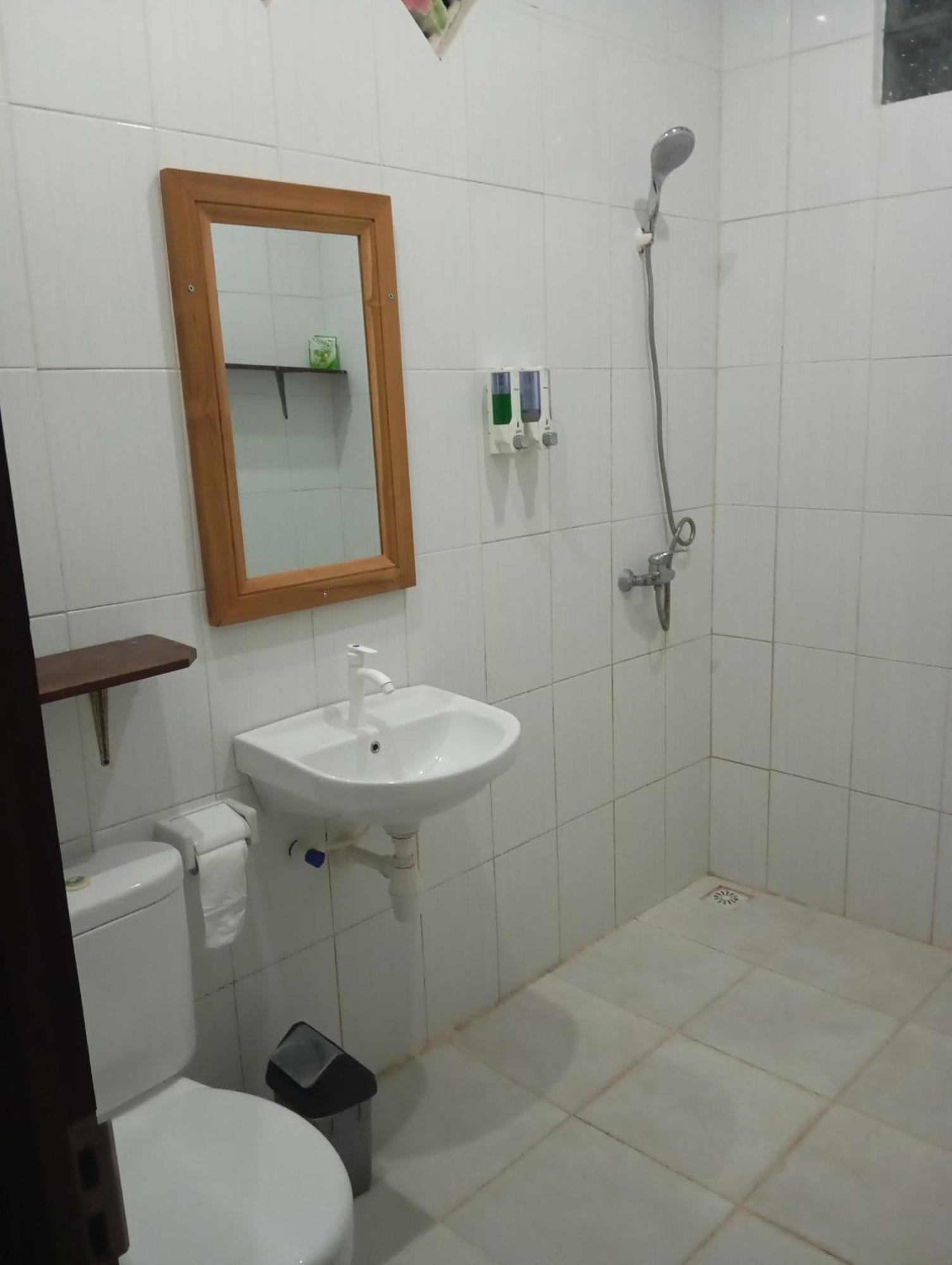 Belong Home Stay Lembongan Zewnętrze zdjęcie